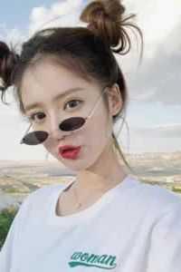 放弃暗恋后,疯批哥哥宠她入骨