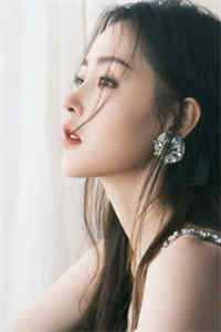 弟媳高速卖天价盒饭,被我逼疯了李沐沐桑塔纳